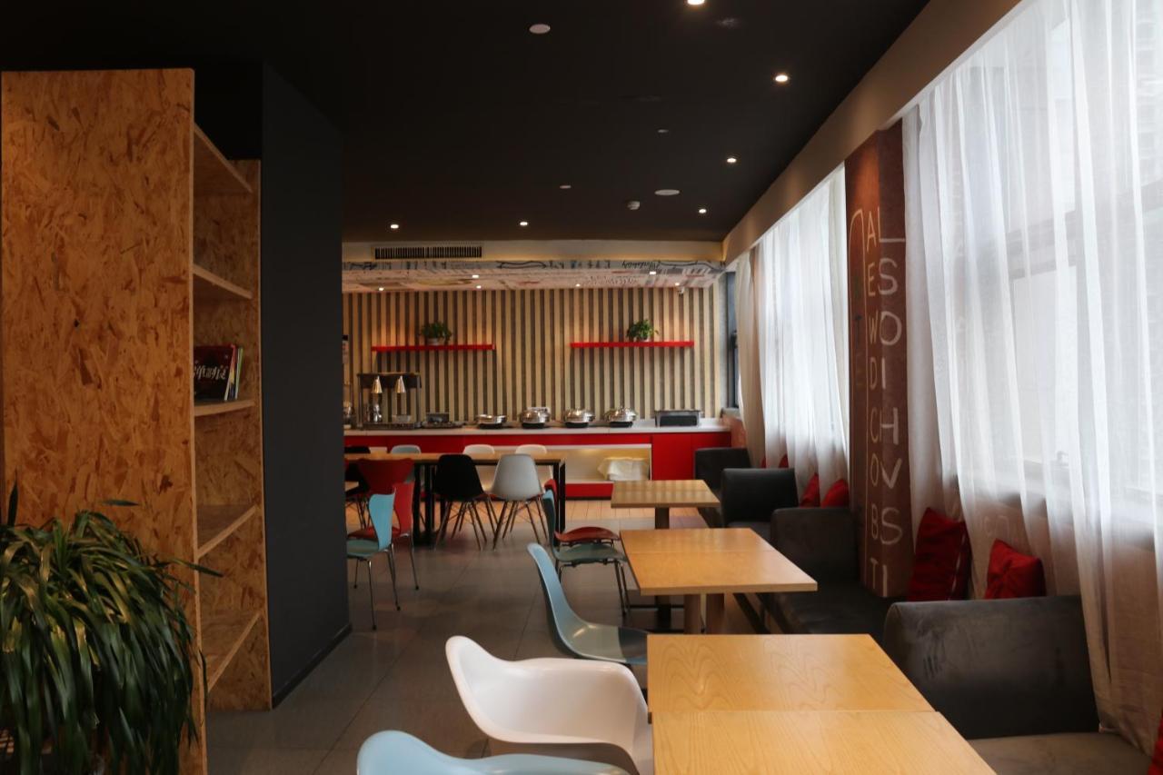 Ibis Chengdu Sm Square Hotell Eksteriør bilde