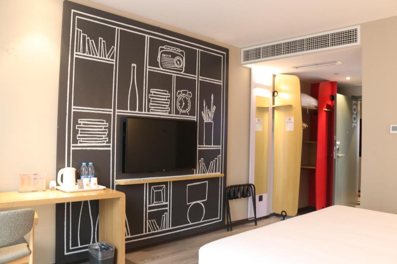 Ibis Chengdu Sm Square Hotell Eksteriør bilde